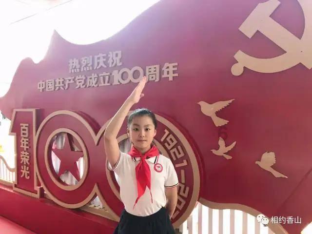 逃离阴暗的房屋